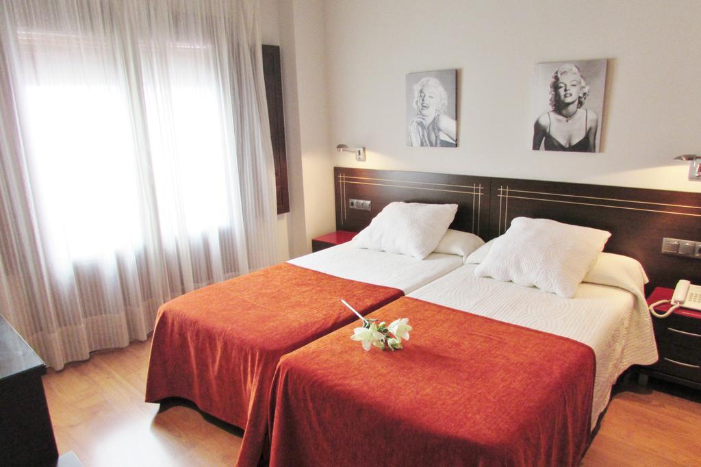 Apartamentos Turisticos Las Nieves غرناطة المظهر الخارجي الصورة